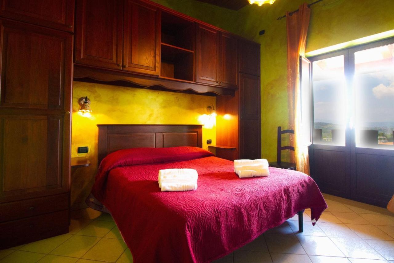 Beltiglio Relais Il Feudo Bed & Breakfast エクステリア 写真